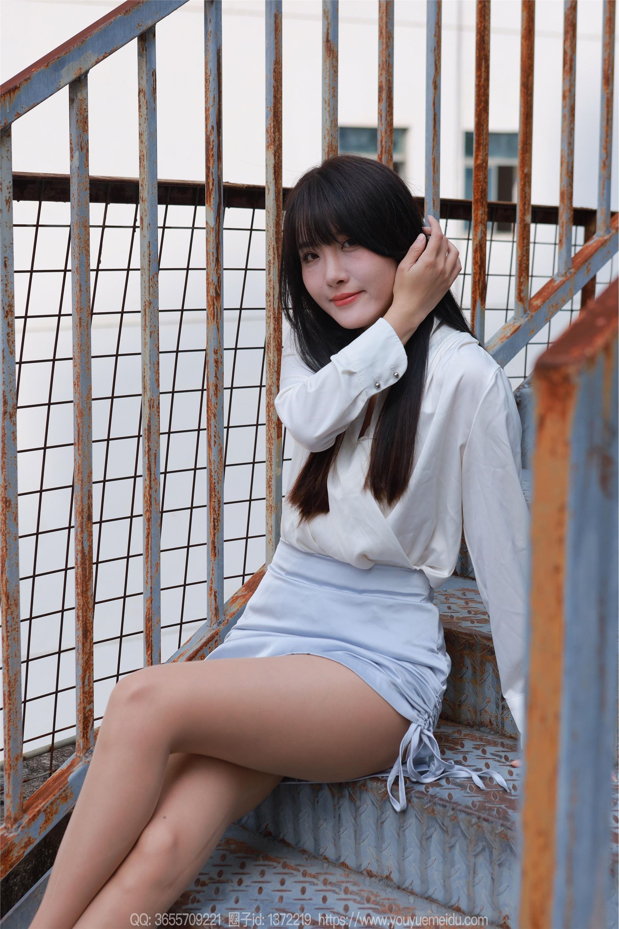 IESS异思趣向  2024.11.08 丝享家 1893 婉萍《蓝色短裙（上）》